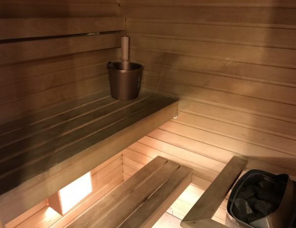 14. Dream Stay - Town Hall Square Apartment with Sauna